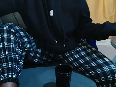 leslysexygirl online show from 10-04-25, 05:53