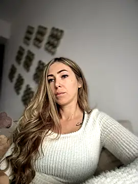 RaquelleDevon online show from 11-27-25, 11:21