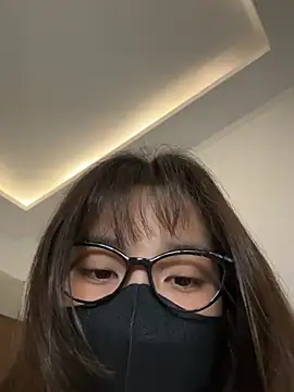 Lilisa miu online show from 05-18-26, 04:23