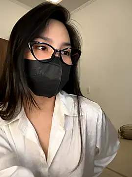 Lilisa miu online show from 10-21-25, 04:39