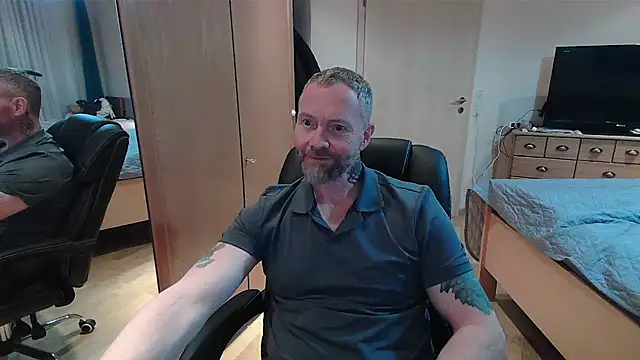 Snapshot of Rockburg chatting on 03-28-26, 12:06 Rockburg online show from 03-28-26, 12:06