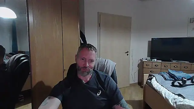 Snapshot of Rockburg chatting on 03-09-26, 03:48 Rockburg online show from 03-09-26, 03:48