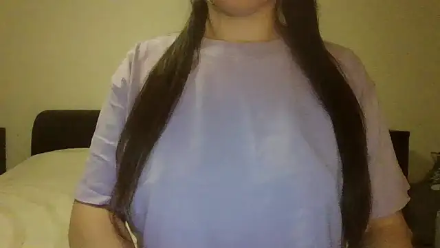 Snapshot of VanesaJewelz chatting on 03-02-25, 08:46 VanesaJewelz online show from 03-02-25, 08:46
