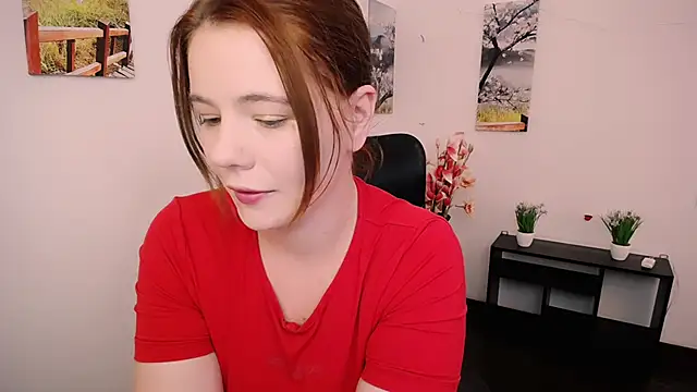 Snapshot of Sun_Alexia chatting on 09-24-25, 12:44 Sun Alexia online show from 09-24-25, 12:44