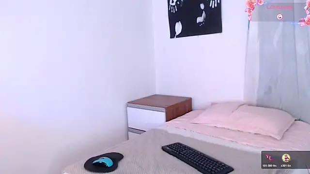 miaking12 online show from 11-10-25, 02:33