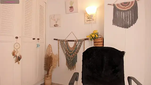 anaruiz  online show from 03-14-26, 09:21