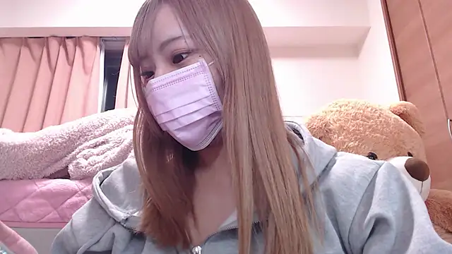  chanMOMO  online show from 12-30-24, 03:45