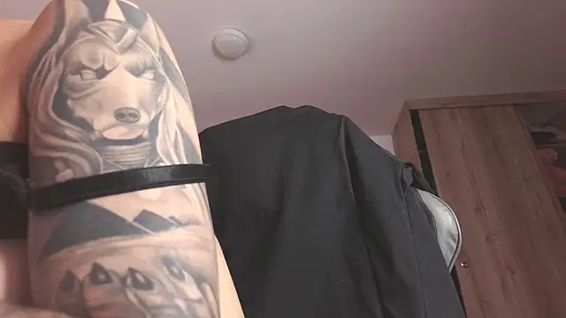 Cutie Shy  online show from 05-04-26, 12:52