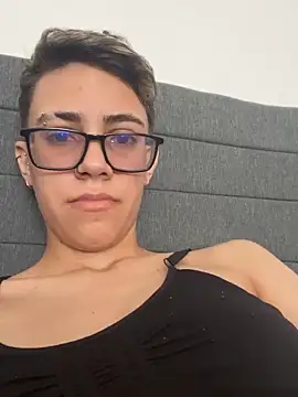 Cutie Shy  online show from 02-20-26, 04:53