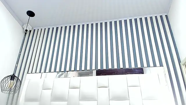 camila  herrera online show from 11-19-25, 04:01