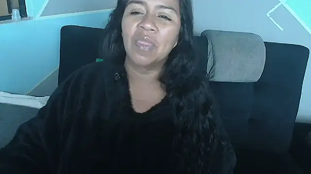 Snapshot of saggil23 chatting on 07-04-26, 10:10 saggil23 online show from 07-04-26, 10:10