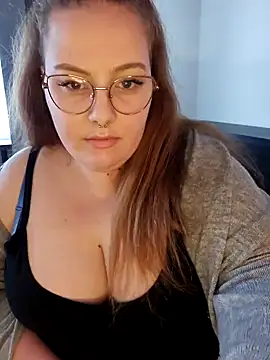  Julie x online show from 02-19-25, 09:06