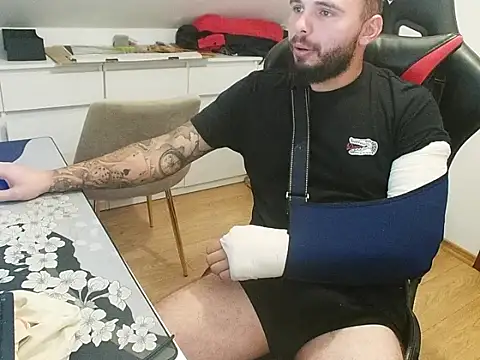 prezydentcam online show from 10-15-25, 09:17