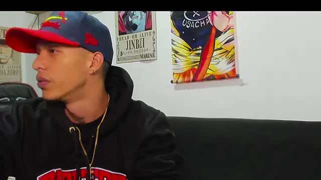 Snapshot of TommyGun_22 chatting on 09-27-25, 11:44 TommyGun 22 online show from 09-27-25, 11:44