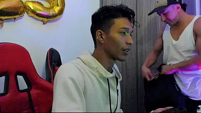 Snapshot of TommyGun_22 chatting on 01-10-25, 12:49 TommyGun 22 online show from 01-10-25, 12:49