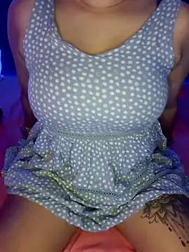 Wild wifey online show from 09-28-25, 09:05