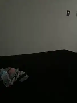 lolitalamasbonita01 online show from 10-10-25, 03:02