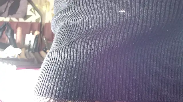 Snapshot of Kazsandraa chatting on 02-18-26, 05:05 Kazsandraa online show from 02-18-26, 05:05