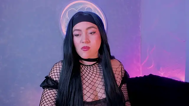 Kateryn  online show from 10-20-25, 09:48