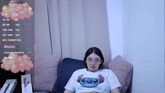 lessliee22  online show from 06-19-26, 05:02