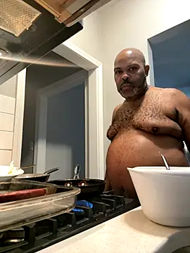 ChiRaqb8 online show from 11-08-25, 08:12