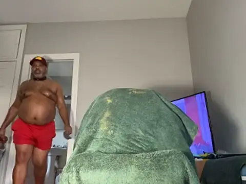 ChiRaqb8 online show from 02-10-26, 10:42