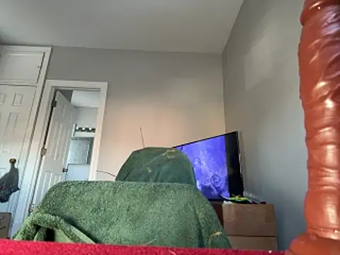 ChiRaqb8 online show from 02-08-26, 04:15