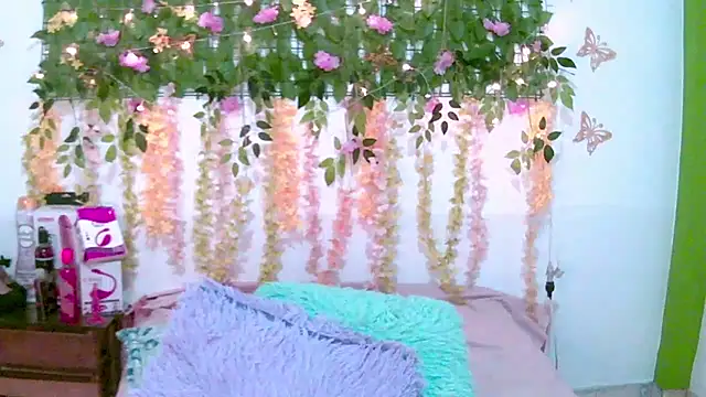 Crysrus online show from 03-31-26, 07:27