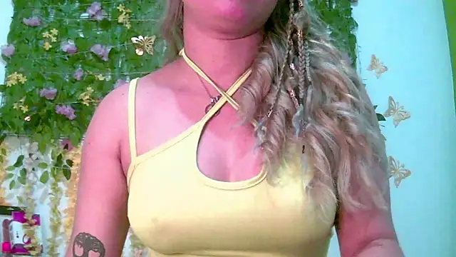 Crysrus online show from 05-06-26, 11:53