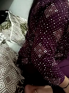 HEENA 022 online show from 03-01-25, 06:43