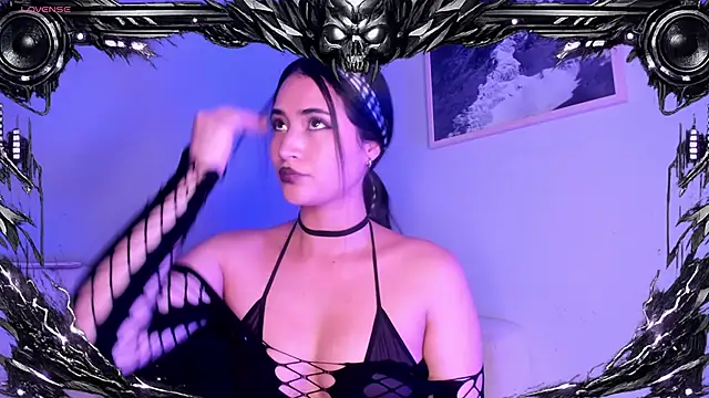 lara madisson online show from 05-18-26, 08:08