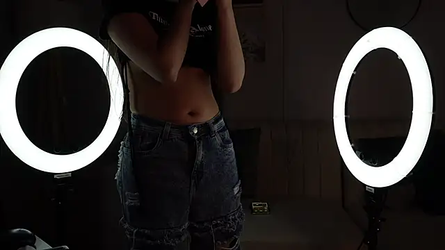 lara madisson online show from 11-10-25, 04:50