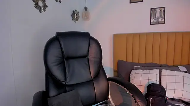 lara madisson online show from 03-13-26, 11:43