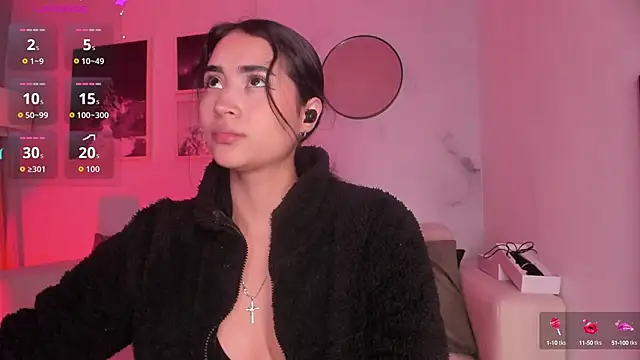 Snapshot of lara_madisson chatting on 10-04-25, 05:31 lara madisson online show from 10-04-25, 05:31