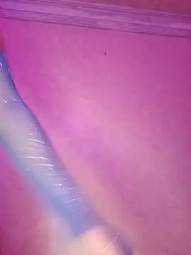 ---sophia--- online show from 12-20-25, 08:33