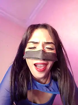 Snapshot of ---sophia--- chatting on 03-09-26, 11:41 ---sophia--- online show from 03-09-26, 11:41