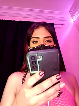 ---sophia--- online show from 11-07-25, 09:14