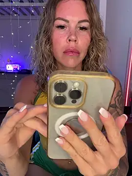 Lara Bergmann online show from 06-02-26, 02:17