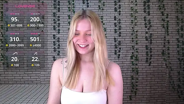 EmiliaDuchess online show from 10-11-25, 11:44