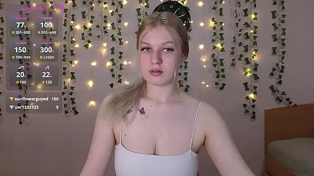 EmiliaDuchess online show from 03-06-25, 06:52