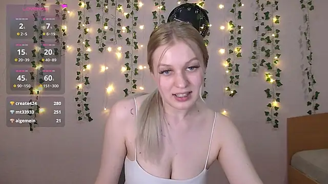 EmiliaDuchess online show from 03-08-25, 01:14