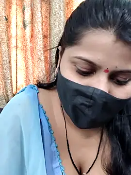 Hotty-simran online show from 10-28-25, 04:57