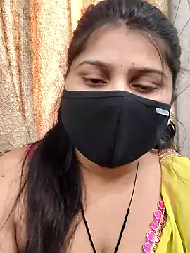 Hotty-simran online show from 01-17-26, 04:49