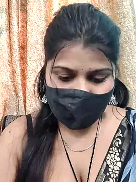 Hotty-simran online show from 11-26-25, 04:23