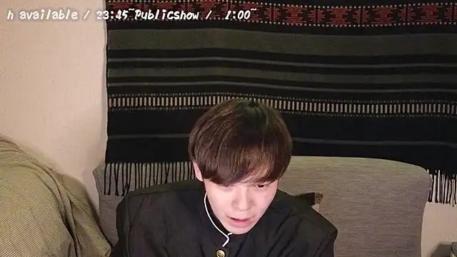 Snapshot of poketkuma chatting on 12-31-24, 02:58 poketkuma online show from 12-31-24, 02:58