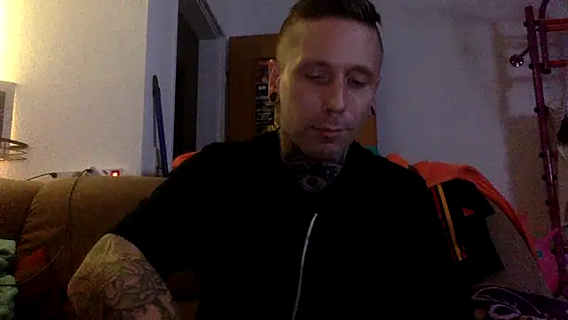 Schabernack1990 online show from 12-20-24, 03:03