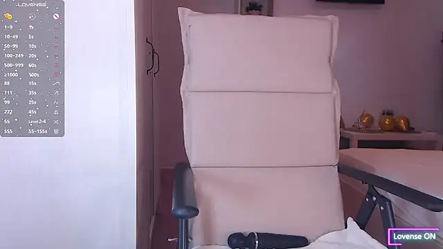 AdeleLovely online show from 09-11-25, 05:18