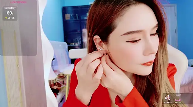 HU131452 online show from 03-21-25, 11:12