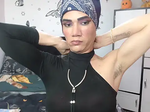 Snapshot of luna_grans_777 chatting on 06-19-26, 03:29 luna grans 777 online show from 06-19-26, 03:29