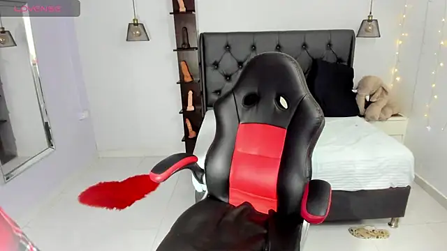 Snapshot of MEYLAGIA chatting on 02-28-25, 03:15 MEYLAGIA online show from 02-28-25, 03:15
